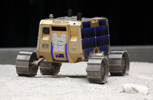 AUSTRALIAN LUNAR ROVER LAUNCH, Scenes during the launch of Roo-ver an Australian-designed and built lunar rover at QUT Kelvin Grove, in Brisbane, Wednesday, October 7, 2026. ( NO ARCHIVING BRISBANE QUEENSLAND Australia  Copyright: xJASONxO BRIENx 20261007124036380486