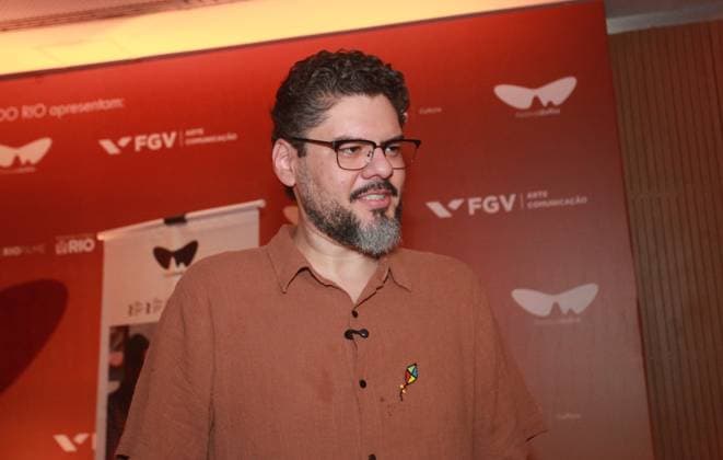 RECORD DATE NOT STATED Pre-premiere of the film Feito Pipa at the Rio de Janeiro Film Festival. Rio de Janeiro (RJ), 06 10 2026 - Festival Cinema-RJ - Director Allan Deberton during the pre-premiere of the film Feito Pipa at the Rio de Janeiro Film Festival, on the evening of Tuesday, October 6, 2026.(Foto: Onofre Veras Thenews2 imago images) Pre-premiere of the film Feito Pipa at the Rio de Janeiro Film Festival.  Copyright: xonofrexverasx