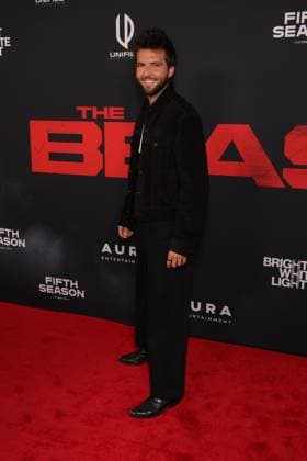 Los Angeles CA Oct 6: Guy Burnet at the film Premiere of The Beast on October6, 2026 Credit: USA - ZUMAa123 20261006_zaa_a123_202 Copyright: xAdMediax