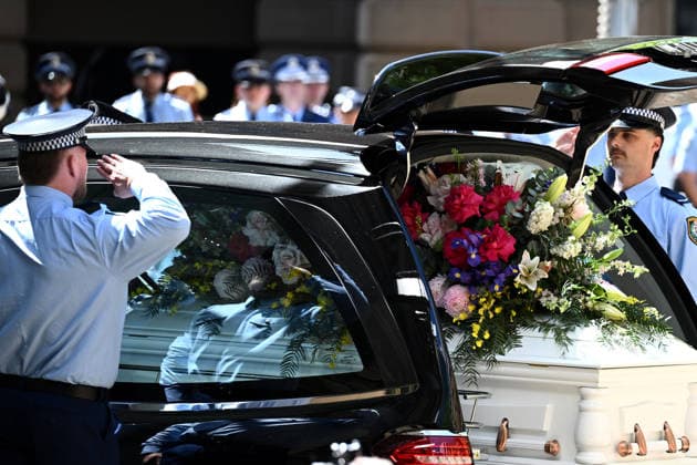 MIA LAY FUNERAL, Daniel Vasquez (left) the partner of Mia Lay, salutes to her casket during the funeral service for NSW Police Constable Mia Lay at St Andrew s Cathedral, in Sydney, Wednesday, October 7, 2026. Constable Mia Lay, 20, died when the marked vehicle she was a passenger in crashed into a tree early on September 25 in the Sydney suburb of Redfern. ( NO ARCHIVING SYDNEY NEW SOUTH WALES Australia  Copyright: xDANxHIMBRECHTSx 20261007191376021261