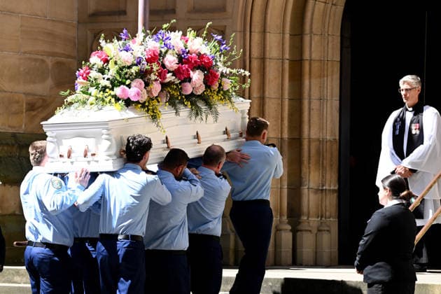 MIA LAY FUNERAL, Pallbearers carry the casket during the funeral service for NSW Police Constable Mia Lay at St Andrew s Cathedral, in Sydney, Wednesday, October 7, 2026. Constable Mia Lay, 20, died when the marked vehicle she was a passenger in crashed into a tree early on September 25 in the Sydney suburb of Redfern. ( NO ARCHIVING SYDNEY NEW SOUTH WALES Australia  Copyright: xDANxHIMBRECHTSx 20261007164349878213