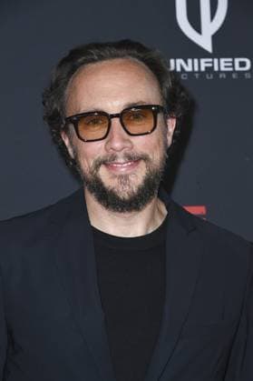 Alex Noyer at arrivals for THE BEAST Premiere, Academy Museum of Motion Pictures, Los Angeles, CA, October 06, 2026. Photo By: Elizabeth Goodenough Everett Collection THE BEAST Premiere PUBLICATIONXNOTxINxCANxCHNxFRAxITAxJPNxNORxPOLxRUSxESPxUKxUSA