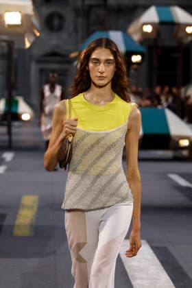 Louis Vuitton Women s Ready-to-Wear Spring Summer 2026 Collection Fashion Show during Paris Fashion Week, October 6, 2026 Louis Vuitton Women’s Ready-to-Wear Spring Summer 2026 Collection Fashion Show, during Paris Fashion Week on October 6, 2026, Paris, France  Copyright: xAgencex xBestimagexAgencex xBestimagex