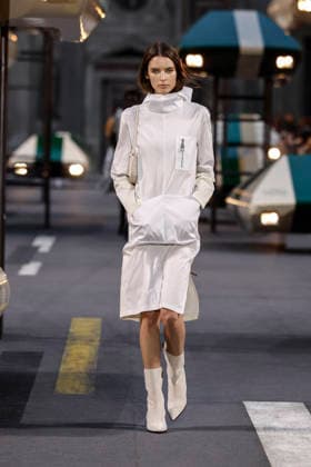 Louis Vuitton Women s Ready-to-Wear Spring Summer 2026 Collection Fashion Show during Paris Fashion Week, October 6, 2026 Louis Vuitton Women’s Ready-to-Wear Spring Summer 2026 Collection Fashion Show, during Paris Fashion Week on October 6, 2026, Paris, France  Copyright: xAgencex xBestimagexAgencex xBestimagex
