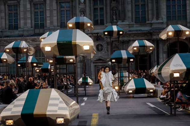 Louis Vuitton Women s Ready-to-Wear Spring Summer 2026 Collection Fashion Show during Paris Fashion Week, October 6, 2026 Louis Vuitton Women’s Ready-to-Wear Spring Summer 2026 Collection Fashion Show, during Paris Fashion Week on October 6, 2026, Paris, France  Copyright: xAgencex xBestimagexAgencex xBestimagex