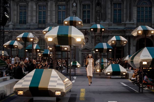 Louis Vuitton Women s Ready-to-Wear Spring Summer 2026 Collection Fashion Show during Paris Fashion Week, October 6, 2026 Louis Vuitton Women’s Ready-to-Wear Spring Summer 2026 Collection Fashion Show, during Paris Fashion Week on October 6, 2026, Paris, France  Copyright: xAgencex xBestimagexAgencex xBestimagex