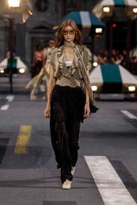 Louis Vuitton Women s Ready-to-Wear Spring Summer 2026 Collection Fashion Show during Paris Fashion Week, October 6, 2026 Louis Vuitton Women’s Ready-to-Wear Spring Summer 2026 Collection Fashion Show, during Paris Fashion Week on October 6, 2026, Paris, France  Copyright: xAgencex xBestimagexAgencex xBestimagex