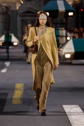 Louis Vuitton Women s Ready-to-Wear Spring Summer 2026 Collection Fashion Show during Paris Fashion Week, October 6, 2026 Louis Vuitton Women’s Ready-to-Wear Spring Summer 2026 Collection Fashion Show, during Paris Fashion Week on October 6, 2026, Paris, France  Copyright: xAgencex xBestimagexAgencex xBestimagex