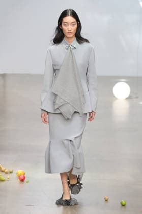 PFW - CFCL Runway A model walks the runway during the CFCL Ready to Wear Fall Winter 2026-2027 fashion show as part of Paris Fashion Week on March 10, 2026 in Paris, France. Photo by Alain-Gil Gonzalez ABACAPRESS.COM Paris France  Copyright: xGonzalezxAlain-Gil ABACAx