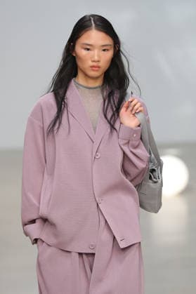 PFW - CFCL Runway A model walks the runway during the CFCL Ready to Wear Fall Winter 2026-2027 fashion show as part of Paris Fashion Week on March 10, 2026 in Paris, France. Photo by Alain-Gil Gonzalez ABACAPRESS.COM Paris France  Copyright: xGonzalezxAlain-Gil ABACAx