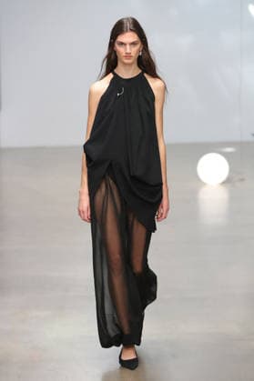 PFW - CFCL Runway A model walks the runway during the CFCL Ready to Wear Fall Winter 2026-2027 fashion show as part of Paris Fashion Week on March 10, 2026 in Paris, France. Photo by Alain-Gil Gonzalez ABACAPRESS.COM Paris France  Copyright: xGonzalezxAlain-Gil ABACAx
