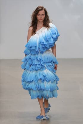 PFW - CFCL Runway A model walks the runway during the CFCL Ready to Wear Fall Winter 2026-2027 fashion show as part of Paris Fashion Week on March 10, 2026 in Paris, France. Photo by Alain-Gil Gonzalez ABACAPRESS.COM Paris France  Copyright: xGonzalezxAlain-Gil ABACAx
