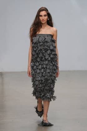 PFW - CFCL Runway A model walks the runway during the CFCL Ready to Wear Fall Winter 2026-2027 fashion show as part of Paris Fashion Week on March 10, 2026 in Paris, France. Photo by Alain-Gil Gonzalez ABACAPRESS.COM Paris France  Copyright: xGonzalezxAlain-Gil ABACAx
