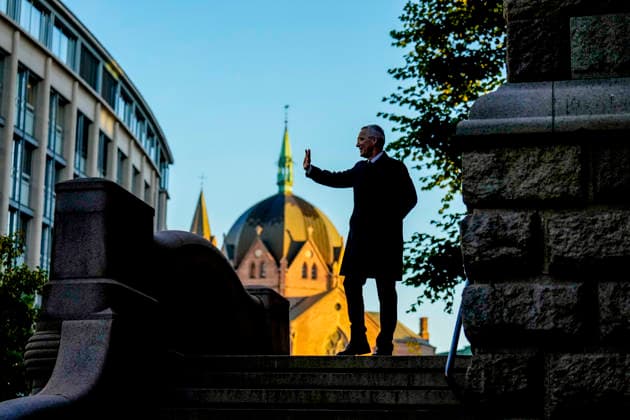 Statsbudsjett 2027 Oslo 20261007. Finansminister Jens Stoltenberg (Ap) gar fra finansdepartementet til Stortinget for fremleggelsen av statsbudsjettet for 2027. Foto: Fredrik Varfjell NTB Oslo Norge V51_rpl5NYg EDITORIAL USE ONLY Ref:_POLV51_rpl5NYg.jpg Copyright: xFredrikxVarfjellxx xNTBx