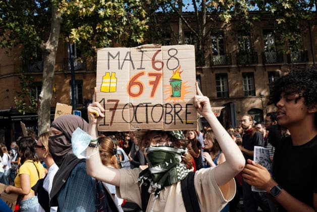 High School And University Student Protest - Toulouse A protester holding a placard – May 68 – 17 October. Protests by secondary school pupils and students calling for improvements to their living and learning conditions, supported by the trade unions CGT, FO, FSU and Solidaires. France, Toulouse, 6 October 2026. Photo by Patricia Huchot-Boissier AbacaPress.com. Toulouse OCCITANIE France  Copyright: xHuchot-BoissierxPatricia ABACAx