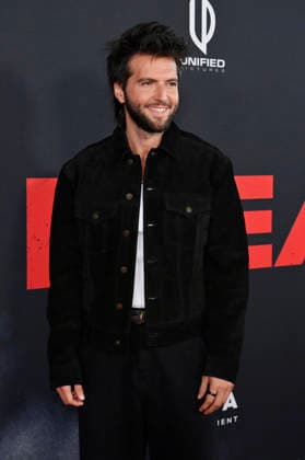 Cast member Guy Burnet attends the premiere of the motion picture thriller The Beast at the Academy museum of Motion Pictures in Los Angeles on Tuesday, October 10, 2026. Storyline: When a militia of unidentified hostiles coordinates a coup against the U.S., the president uncovers the extent of The Beast s highly classified offensive capabilities in order to save his life and America.  LAP20261006802 JIMxRUYMEN