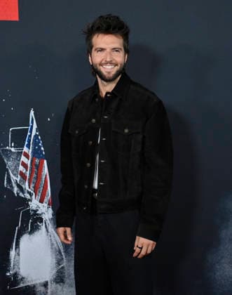 Cast member Guy Burnet attends the premiere of the motion picture thriller The Beast at the Academy museum of Motion Pictures in Los Angeles on Tuesday, October 10, 2026. Storyline: When a militia of unidentified hostiles coordinates a coup against the U.S., the president uncovers the extent of The Beast s highly classified offensive capabilities in order to save his life and America.  LAP20261006843 JIMxRUYMEN