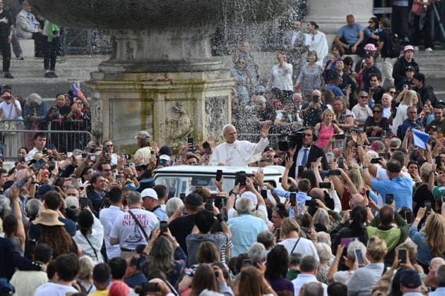 RECORD DATE NOT STATED Italy, Rome,Vatican 2026-10-07 : Pope Leo XIV during his weekly general audience in St Peter s Square Italy, Rome,Vatican 2026-10-07 : Pope Leo XIV during his weekly general audience in St Peter s Square Copyright alessia.giuliani CPP EDITORIAL USE ONLY - NO BOOKS Copyright: xAlessiaxGiuliani Catholicpressphotox