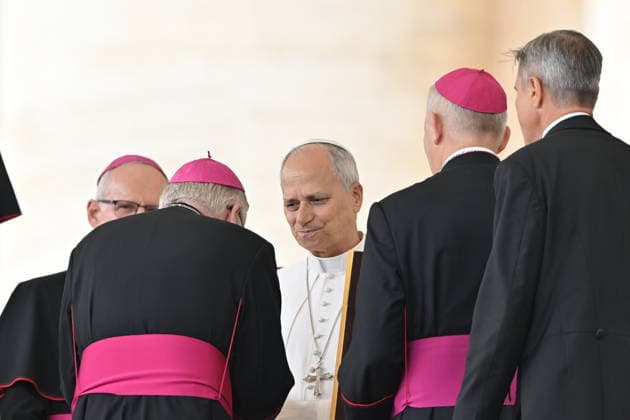 RECORD DATE NOT STATED Italy, Rome,Vatican 2026-10-07 : Pope Leo XIV during his weekly general audience in St Peter s Square Italy, Rome,Vatican 2026-10-07 : Pope Leo XIV during his weekly general audience in St Peter s Square Copyright alessia.giuliani CPP EDITORIAL USE ONLY - NO BOOKS Copyright: xAlessiaxGiuliani Catholicpressphotox