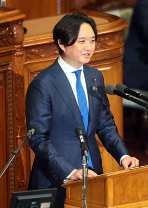 October 7, 2026, Tokyo, Japan - Japan s ruling Japan Innovation Party lawmaker Ryuna Kanemura questions to Prime Minister Sanae Takaichi at Lower House s plenary session at the National Diet in Tokyo on Wednesday, October 7, 2026. (photo by Yoshio Tsunoda AFLO)  aflo_354017012