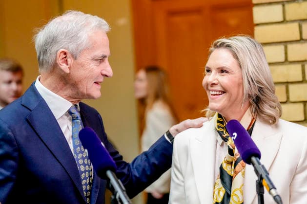 Statsbudsjett 2027 Oslo 20261007. Statsminister Jonas Gahr Store (Ap) og Sylvi Listhaug (Frp) etter fremleggelsen av statsbudsjettet for 2027. Foto: Fredrik Varfjell NTB Oslo Norge _O21_dU20fs EDITORIAL USE ONLY Ref:_POL_O21_dU20fs.jpg Copyright: xFredrikxVarfjellxx xNTBx