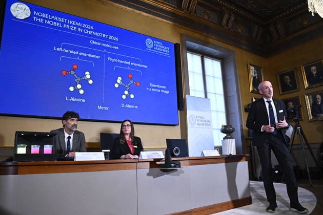 Henri Kagan and Kenso Soai are awarded the 2026 Nobel Prize in Chemistry during a press conference at the Royal Swedish Academy of Sciences in Stockholm, Sweden, on October 7, 2026 STOCKHOLM SWEDEN x10080x  Copyright: xFredrikxSandberg TTx SWEDEN NOBEL PRIZE 2026 CHEMISTRY ueaPjNNafwE