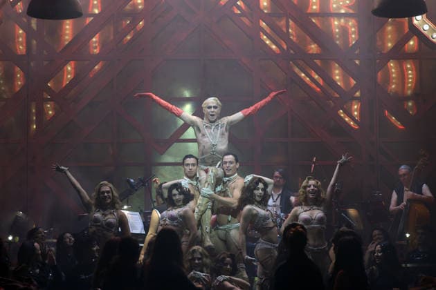 Mario Vaquerizo Presents the Musical *Cabaret* in Madrid Mario Vaquerizo during the press preview of the musical *Cabaret* at Espacio Delicias on October 7, 2026, in Madrid, Spain. The artist will take on this iconic role starting October 9 at an even more immersive venue. CELEBRITIES MUSIC CABARET MUSICAL Madrid Madrid Spain  Copyright: xJosexVelascox 7826118