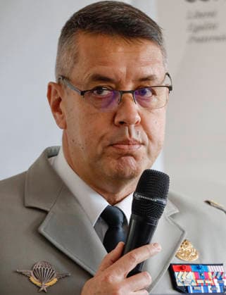 Military Test Tracks Inaugurated In Satory - France General Guillaume Santonni, Chief of Staff of the Paris Defense Zone, attends the inauguration of new military pistes at Satory in Versailles, France on October 7, 2026. Photo by Jean-Bernard Vernier JBV NEWS ABACAPRESS.COM Versailles Yvelines France  Copyright: xVernierxJean-Bernard JBVxNews ABACAx