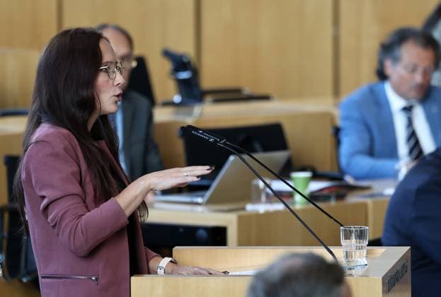 Sonderplenum Thueringer Landtag 07.10.2026, Erfurt, Thueringer Landtag, 55. Plenarsitzung, Sonderplenum, Verhandlungsgegenstand ist die Aufloesung des 8. Thueringer Landtags gemaess Artikel 50 Abs. 2 Satz 1 Nr. 1 der Verfassung des Freistaats Thueringen Antrag der AfD im Bild: Anke Wirsing (fraktionslos)