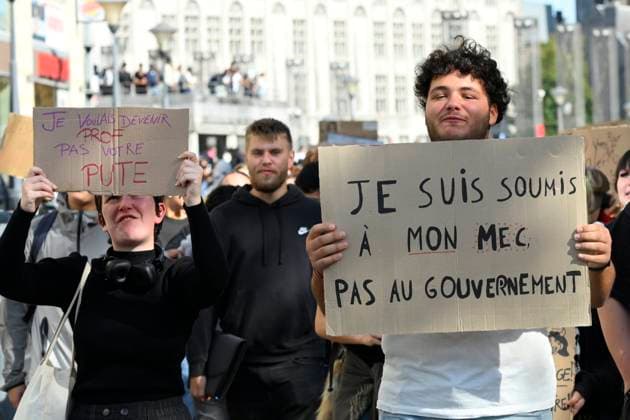 Liege Students Protest Against Austerity Measures 07 10 2026 LIEGE, BELGIUM Students protesting against the austerity measures introduced by the Wallonia-Brussels Federation (FWB) government are pictured in Liege, Belgium, on October 7, 2026. ( Liege Belgium  Copyright: xPhilipxReynaersx