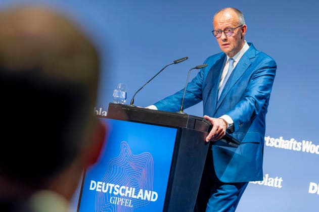 Friedrich Merz EUR, Deutschland, Berlin, 07.10.2026: Keynote von Bundeskanzler Friedrich Merz (CDU) zur Lage unseres Landes anlässlich der in Berlin stattfindenen Jubiläumsveranstaltung von 80 Jahre Handelsblatt und 100 Jahre WirtschaftsWoche.