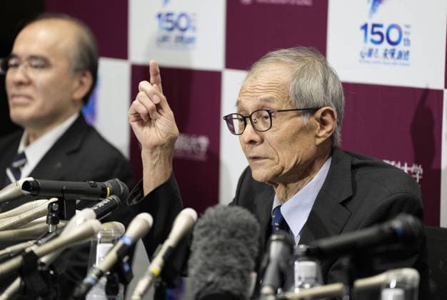 Nobel chemistry prize co-winner Soai Kenso Soai (R), a professor emeritus at the Tokyo University of Science, attends a press conference at the university in Tokyo on Oct. 7, 2026, after receiving the 2026 Nobel Prize in Chemistry. Soai and French researcher Henri Kagan shared the prize for the discovery of non-linear effects and autocatalysis in asymmetric organic synthesis, the Royal Swedish Academy of Sciences said earlier in the day.  A14AA0005630372P