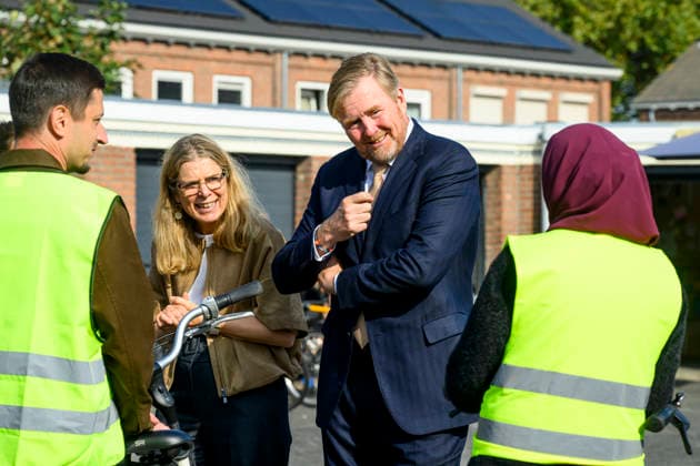 07-10-2026 Bosch King Willem-Alexander visited the Bike House, world kitchen and the Boschveld Garden at the Copernikkel, a cooperative of various resident-led initiatives and participating in the SAMEN lokaal program, in Den Bosch. Â  Copyright: xPPEx