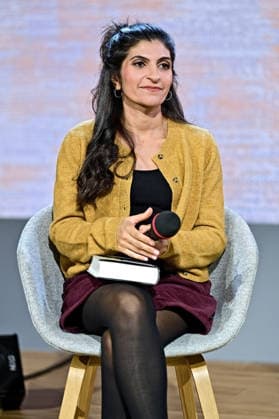 Frankfurter Buchmesse 2026. Schriftstellerin Shida Bazyar ( Gewinnerin Deutscher Buchpreis 2026 ) am 07.10.2026 auf der Frankfurter Buchmesse. 20261007MWI151681