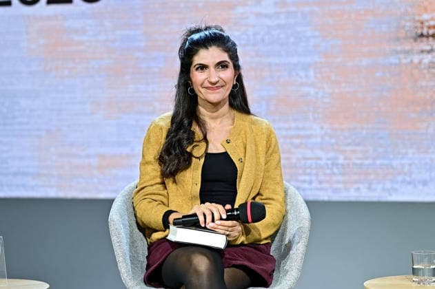 Frankfurter Buchmesse 2026. Schriftstellerin Shida Bazyar ( Gewinnerin Deutscher Buchpreis 2026 ) am 07.10.2026 auf der Frankfurter Buchmesse. 20261007MWI151696