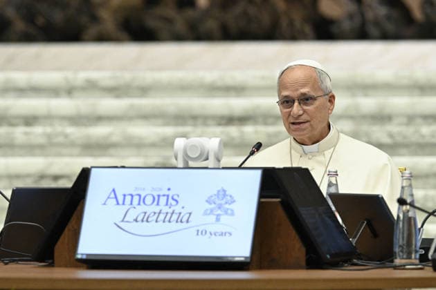 Pope Leo XIV Leads The Meeting ‘Ten years After Amoris laetitia’ - Vatican Pope Leo XIV attends the meeting ‘Ten years after Amoris laetitia’ at the Vatican on October 7, 2026. Pope Leo XIV convoked a meeting with the heads of the Eastern Churches and the Presidents of the Bishops Conferences on the occasion of the 10th anniversary of Amoris Laetitia. Pope Leo XIV encouraged Bishops from around the world to share what has emerged in their Churches over the ten years since the publication of Pope Francis’ Apostolic Exhortation on love in the family ‘Amoris laetitia’, and urged them to courageously confront the questions and difficulties that families face today. Photo by (EV) Simone Risoluti Vatican Medial ABACAPRESS.COM Rome  Copyright: xABACAx