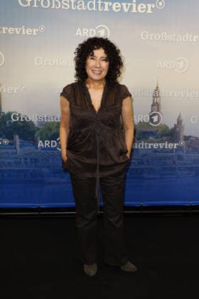 Maria Ketikidou attends the photo call for the 40th anniversary of the series *Großstadtrevier* on October 7, 2026 at the Astor Film Lounge in Hamburg, Germany 40th anniversary *Großstadtrevier* photo call in Hamburg, Germany