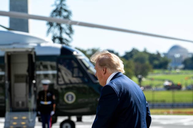 October 7, 2026, Washington, District Of Columbia, United States: President DONALD TRUMP departs the White House aboard Marine One en route to San Antonio, Texas, where he is scheduled to headline a midterm campaign rally at Freeman Coliseum ahead of the November elections. Washington United States  - ZUMAk206 20261007_znp_k206_030 Copyright: xMattxKaminskyx