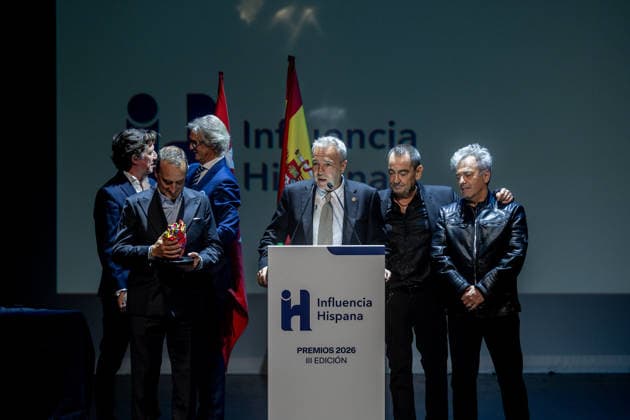 3rd Annual Hispanic Influence Awards: The band Hombres G during the 3rd Annual Hispanic Influence Awards ceremony on October 7, 2026, in Madrid, Spain. The main objective of the Hispanic Influence Awards is to recognize excellence, talent, creativity, and leadership of individuals and institutions that strengthen the ties between the Spanish-speaking community and promote Hispanic values on a global scale. OCTOBER 7, 2026 HISPANIC INFLUENCE AWARDS SPANISH-SPEAKERS HISPANIC IDENTITY Madrid, Spain  Copyright: xRicardoxRubiox 7827289