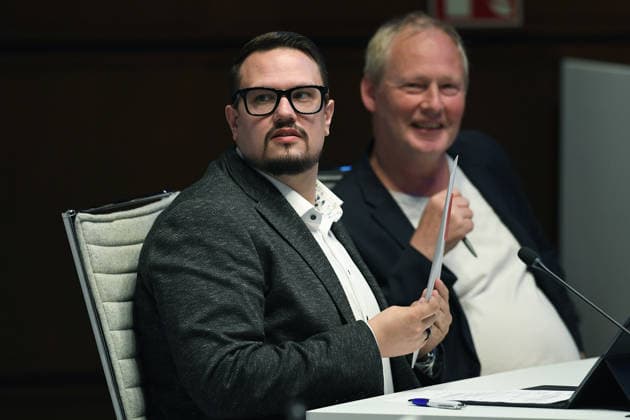 Bezirksvertretung Alt-Oberhausen am 07.10.2026 im Rathaus Oberhausen ( Ratssaal ) Kevin Burmeister ( AfD Landtagskandidat ), vorne - Wolfgang Kempkes ( OB-Kandidat der AfD Oberhausen ), hinten