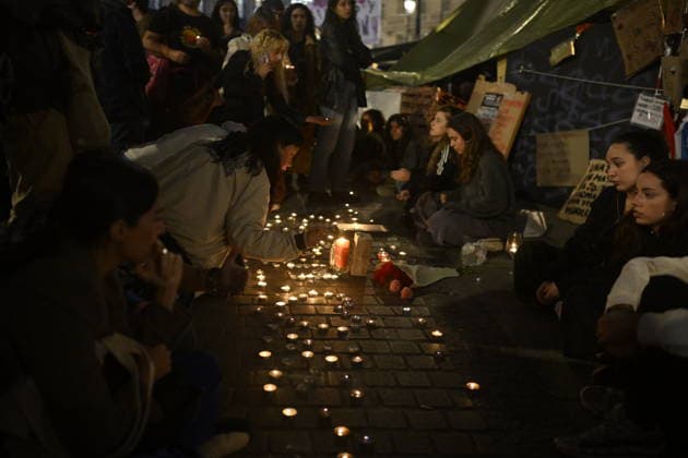 Supporters gather in Madrid for Maricarmen Abascal after her death MADRID, SPAIN - OCTOBER 7: People gather in support of Maricarmen Abascal during a protest at Puerta del Sol in Madrid, Spain on October 7, 2026. The 87-year-old Abascal, who became a symbol of Spain s housing crisis in recent weeks, died in hospital after spending 15 days there following her eviction from her home by police in Madrid on September 23, 2026. Burak Akbulut Anadolu Madrid Spain. Editorial use only. Please get in touch for any other usage.  Copyright: x2026xAnadoluxBurakxAkbulutx