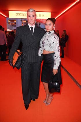 Tony Eberhardt, Daphne Mikaela Arias-Minda bei der ABOUT YOU OPERA FASHION SHOW im Admiralspalast in Berlin am 07.10.2026