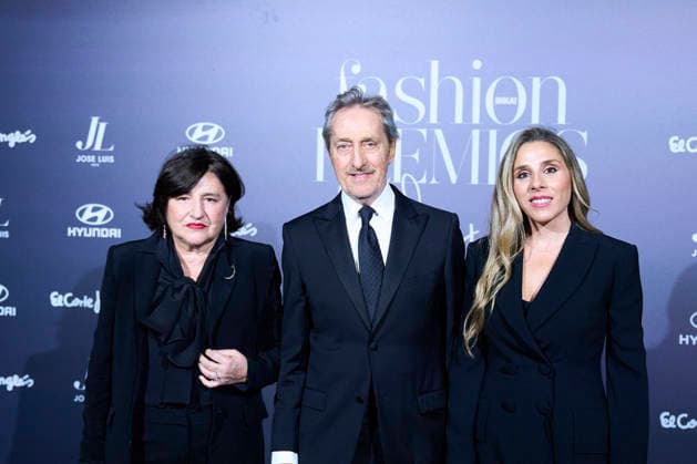 Talento Fashion Awards - Madrid Roberto Torretta, Carmen Echevarría, María Torrett attends 5th Talento Fashion Awards Photocall at Espacio La Salle by Eneldo on October 7, 2026 in Madrid, Spain Photo by ABACAPRESS.COM Madrid Madrid Spain  Copyright: xABACAx