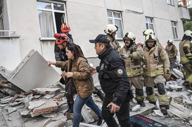 Partial collapse occurs in 7-story building in Istanbul s Maltepe district ISTANBUL, TURKIYE - OCTOBER 8: Search and rescue teams continue efforts to locate and rescue people trapped under the rubble as an injured person is taken to a hospital by ambulance after the lower floors of a seven-story building partially collapse in the Maltepe district of Istanbul, Turkiye, on October 8, 2026. Murat Sengul Anadolu Istanbul Turkey. Editorial use only. Please get in touch for any other usage.  Copyright: x2026xAnadoluxMuratxSengulx