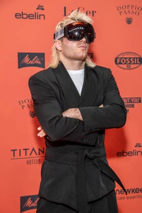 ABB ABOUTYOU- Ski Aggu zu Gast auf dem Orangenen Teppich bei der ABOUT YOU Opera Fashion Show im Admiralspalast am 07.10.2026 Berlin Deutschland