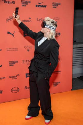 ABB ABOUTYOU- Ski Aggu zu Gast auf dem Orangenen Teppich bei der ABOUT YOU Opera Fashion Show im Admiralspalast am 07.10.2026 Berlin Deutschland