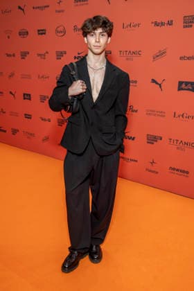 ABB ABOUTYOU- Sascha Dombrowski zu Gast auf dem Orangenen Teppich bei der ABOUT YOU Opera Fashion Show im Admiralspalast am 07.10.2026 in Berlin Berlin Deutschland