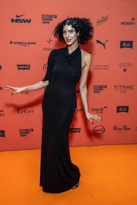 ABB ABOUTYOU- Zoe Helali zu Gast auf dem Orangenen Teppich bei der ABOUT YOU Opera Fashion Show im Admiralspalast am 07.10.2026 in Berlin Berlin Deutschland