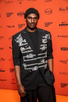 ABB ABOUTYOU- Marvin De Graft zu Gast auf dem Orangenen Teppich bei der ABOUT YOU Opera Fashion Show im Admiralspalast am 07.10.2026 in Berlin Berlin Deutschland