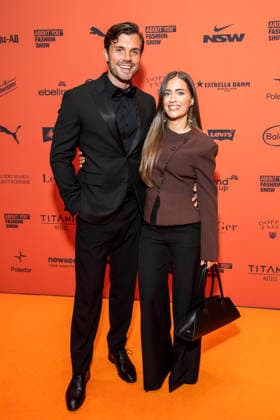 ABB ABOUTYOU- Tim Reitz und Vivien Grabatis zu Gast auf dem Orangenen Teppich bei der ABOUT YOU Opera Fashion Show im Admiralspalast am 07.10.2026 in Berlin Berlin Deutschland
